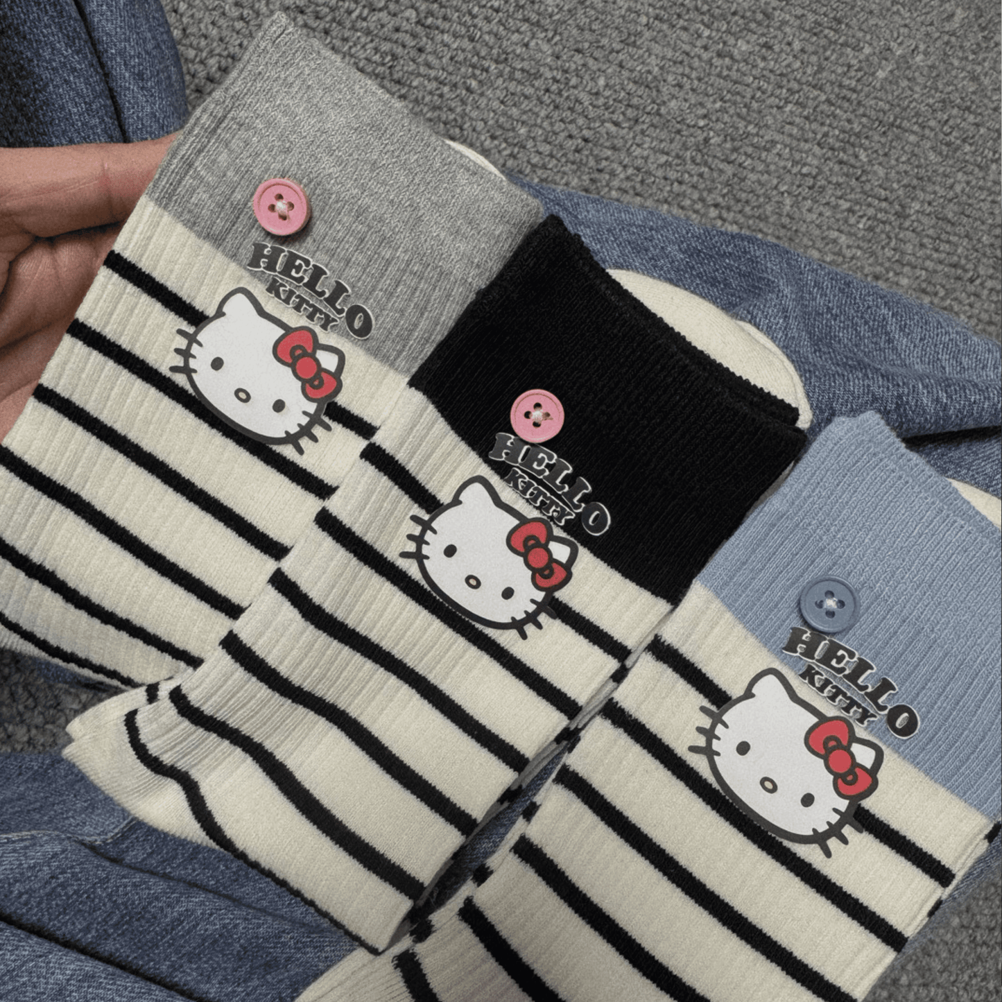 Aze Textiles - Hello Kitty Striped Socks