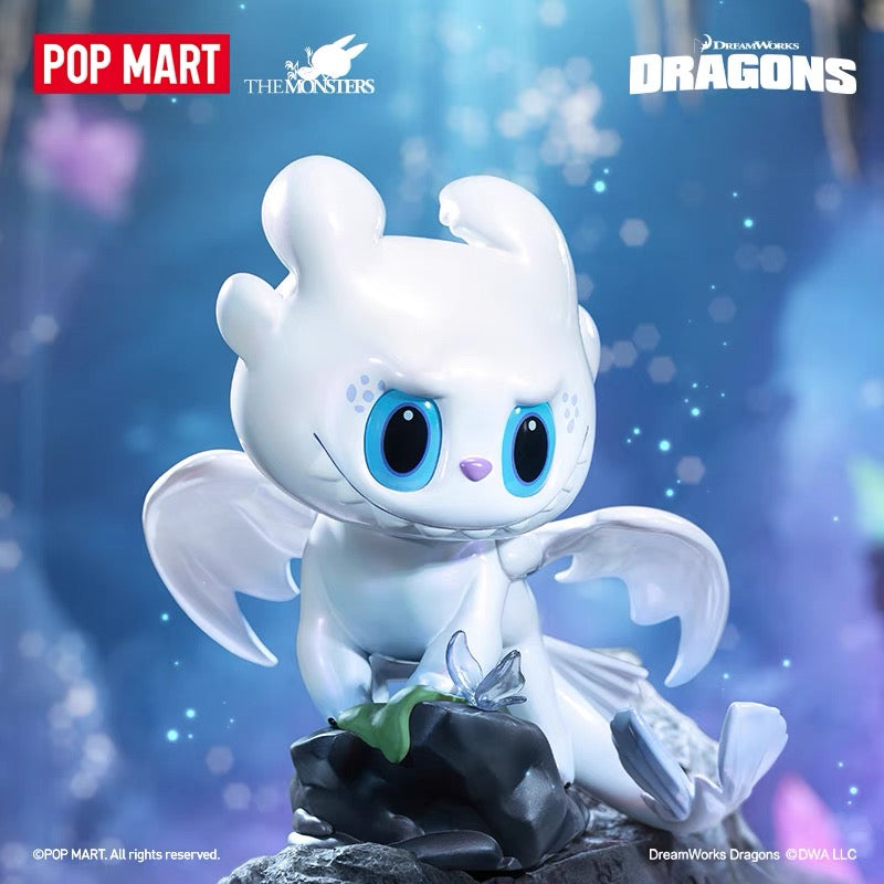 POP MART - THE MONSTERS Figurine Blind Box Light Fury