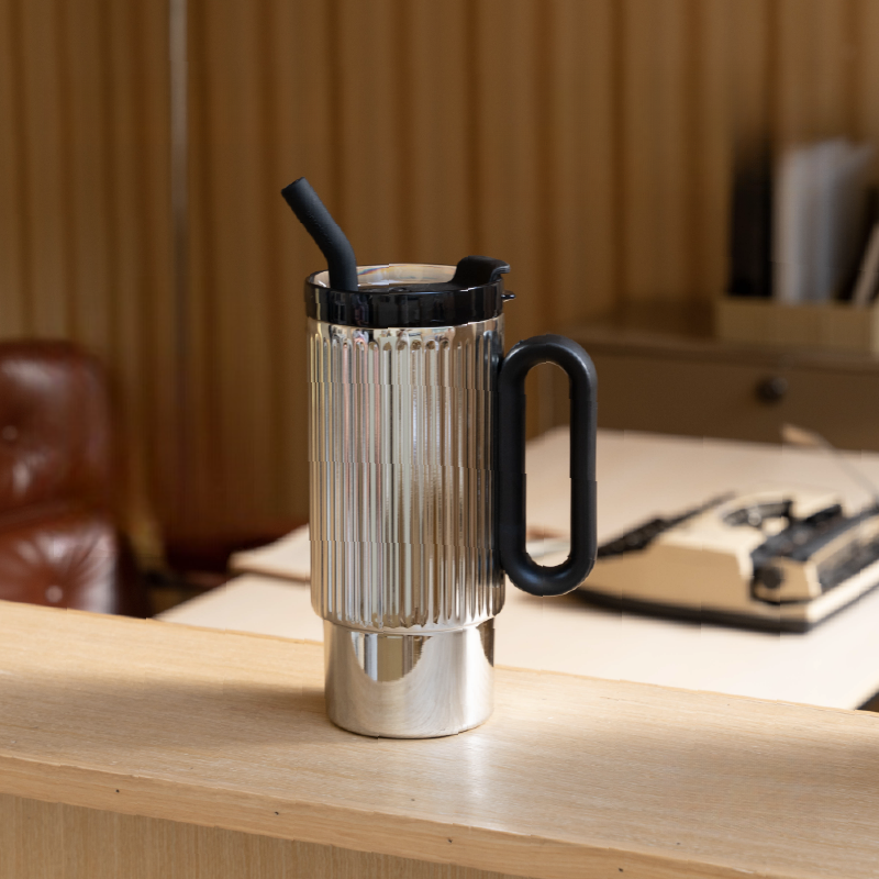 Stainless Steel Insulated Water Bottle Silver
