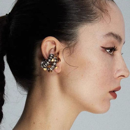 YANXUE x TRINITE “Armour” Adjustable Ear Cuff1