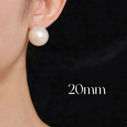 Vintage Beauty -  Fench Classic Pearl earrings, 20mm, Timeless  Elegant