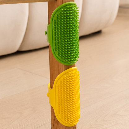 Cat & Dog Self-Grooming Scratch Brush details