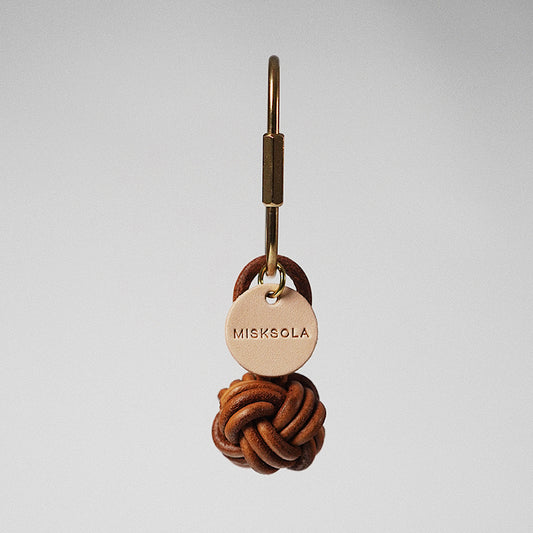 MISKSOLA - Vintage Handwoven Leather Ball Keyring