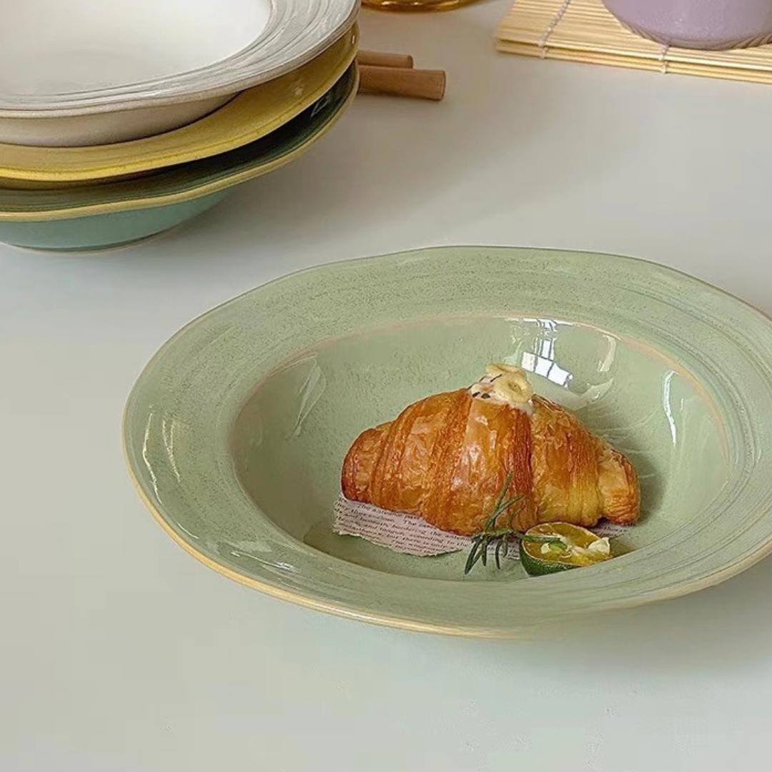 Ochovenado Home - Japanese Retro Ceramic Hat-Shaped Soup Plate with food