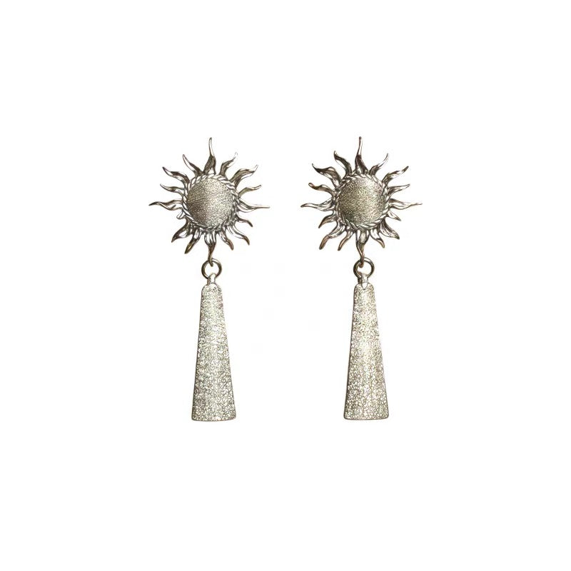Priceford - Sunburst Tassel Earrings silver