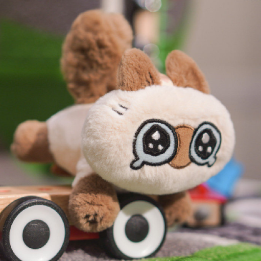 R.UN - Nobeko Azukisan Crying Bag Charm