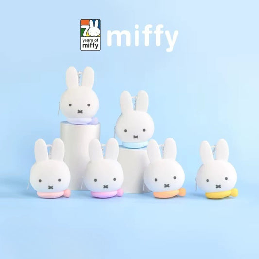 R.UN - Miffy Silicone Coin Purse & Earbud Pouch Blind Box