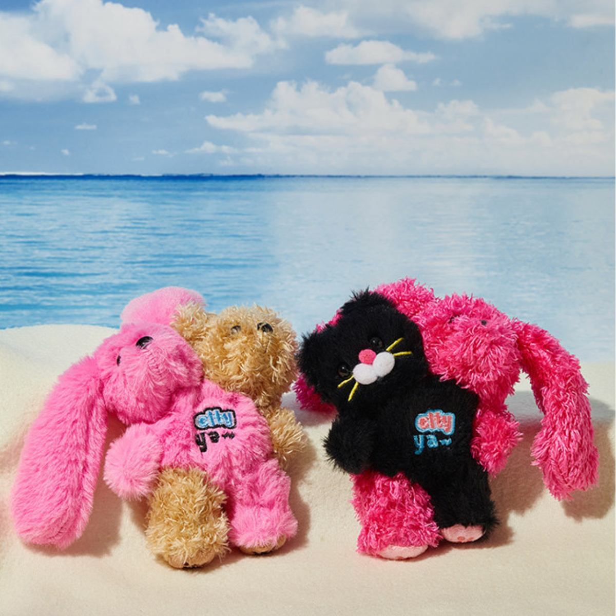 SUNDAYCAT - Original Pink Bunny Plush Bag Charm